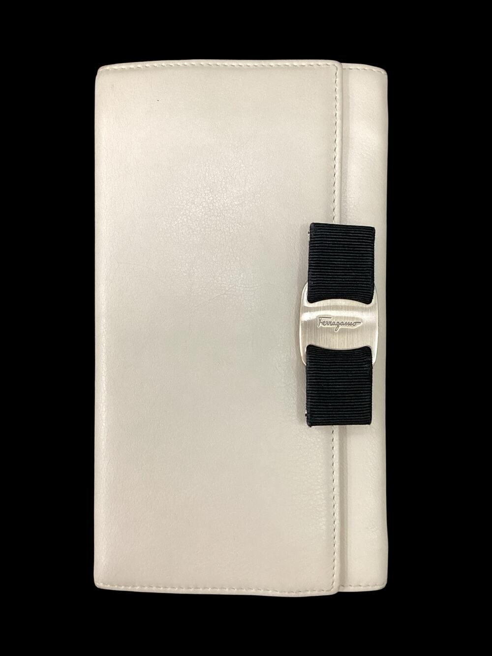 Salvatore Ferragamo Wallet Women’s One Size Vara Bow Long Leather Wallet Beige